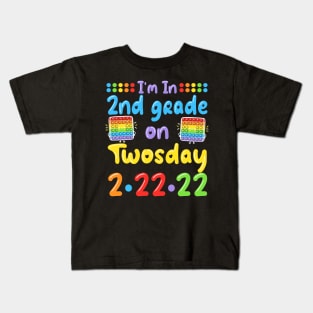 Kids Colorful I'm In 2nd Grade On Twosday Tuesday February 22nd Kids T-Shirt